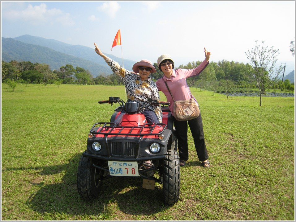 2013-03-08 09-39-10樂山登山車飆車趣.JPG